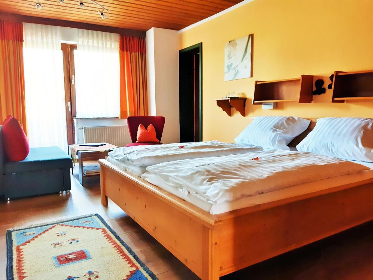 Hotel/Pension Rosengarten Franking Екстер'єр фото