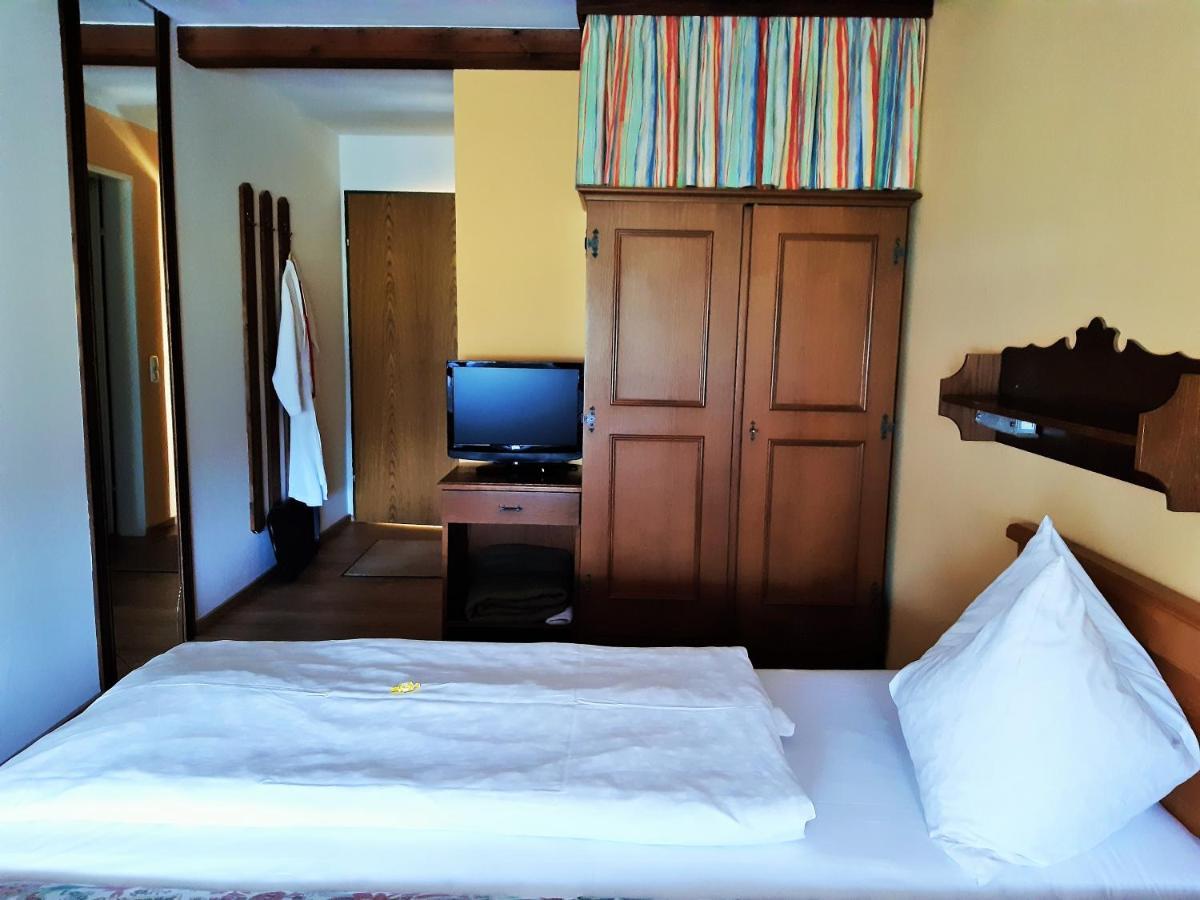 Hotel/Pension Rosengarten Franking Екстер'єр фото